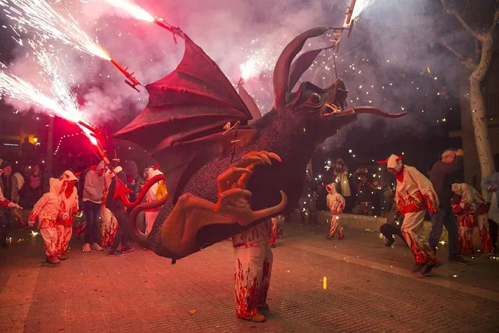 Fire parade at Derry Halloween festival
