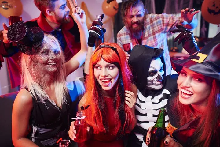 Halloween costumes at Dublin celebration